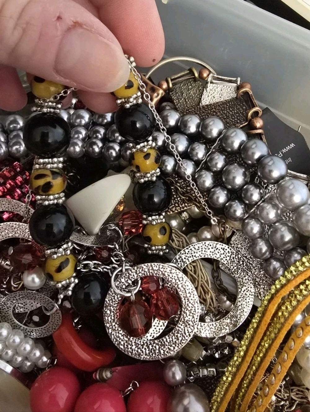 4 LB Pound Lot of Mixed Jewelry Pieces For Arts Crafts Some Wearable READ - Picture 7 of 13